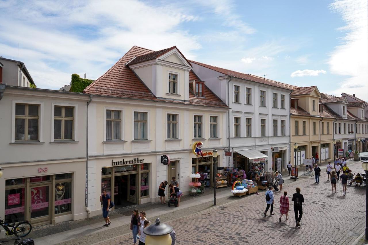 Cafe Alice & Pension Gmbh Потсдам Экстерьер фото